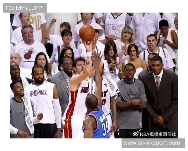 历史上单场投中10个以上三分球的球员盘点库里独占鳌头超越二三四名总和