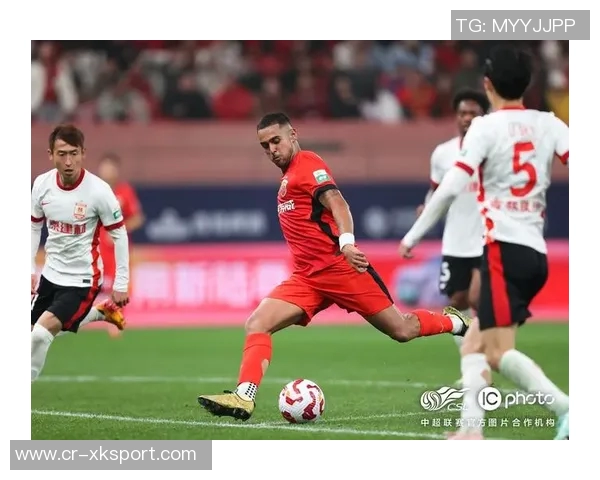 海港球员冯劲达成中国顶级联赛出场200场里程碑成为93年龄段第15位球员