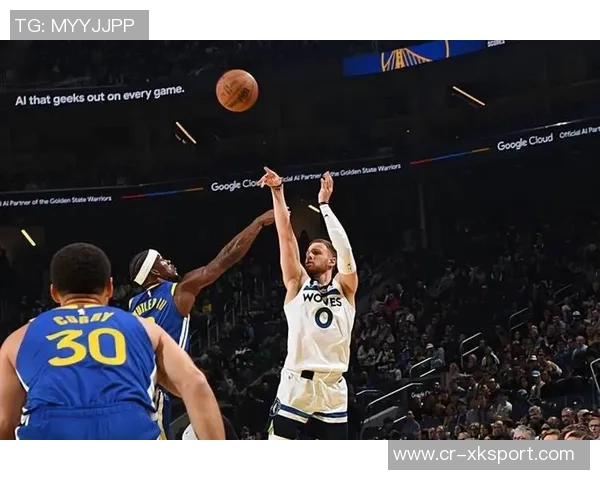 克莱复出表现惊艳半场三分球命中率高达五成独揽20分助力球队争胜 克莱复出表现惊艳半场三分球命中率高达五成独揽20分助力球队争胜