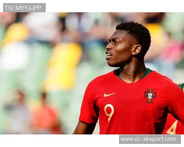 埃尔纳内斯点评囧叔战术失误仅在限制莱奥与中锋位置选择上