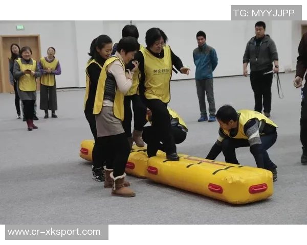 拜仁全队友谊赛后举行团建聚餐活动提升球队凝聚力