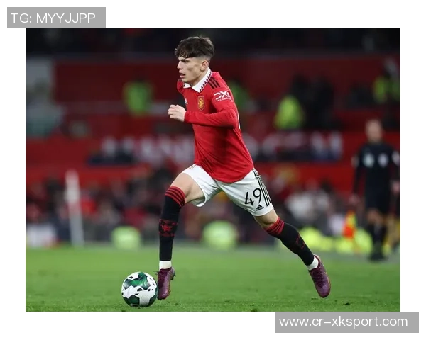 英格兰队今日训练迎来U20小将莱西塞缪尔坎贝尔强势加盟